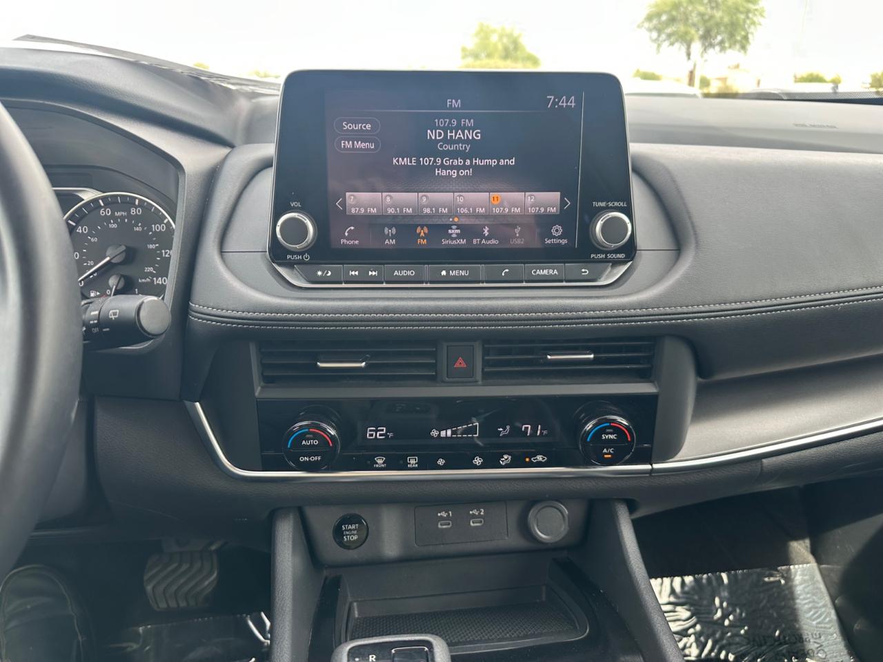 Nissan Rogue SV 2025