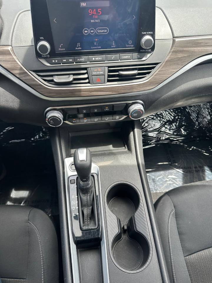 Nissan Altima 2.5 SV 2025