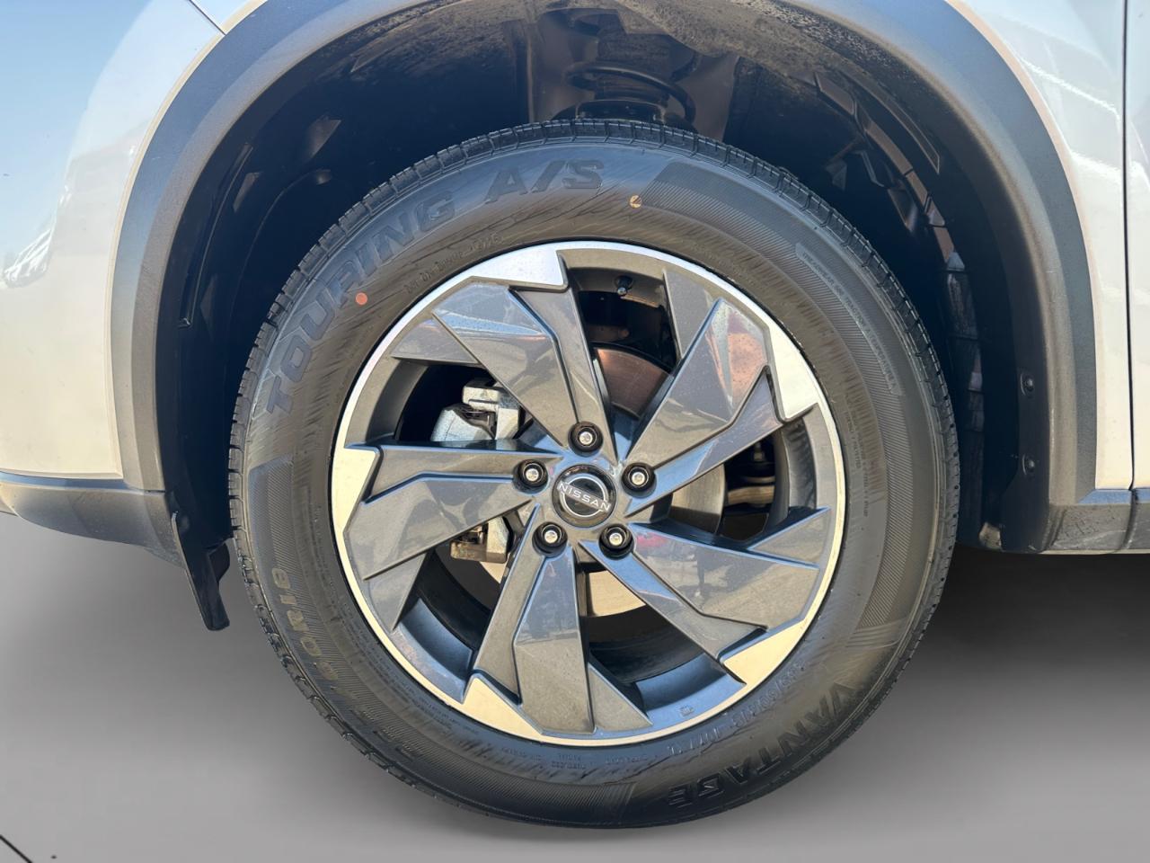 Nissan Rogue SV 2025