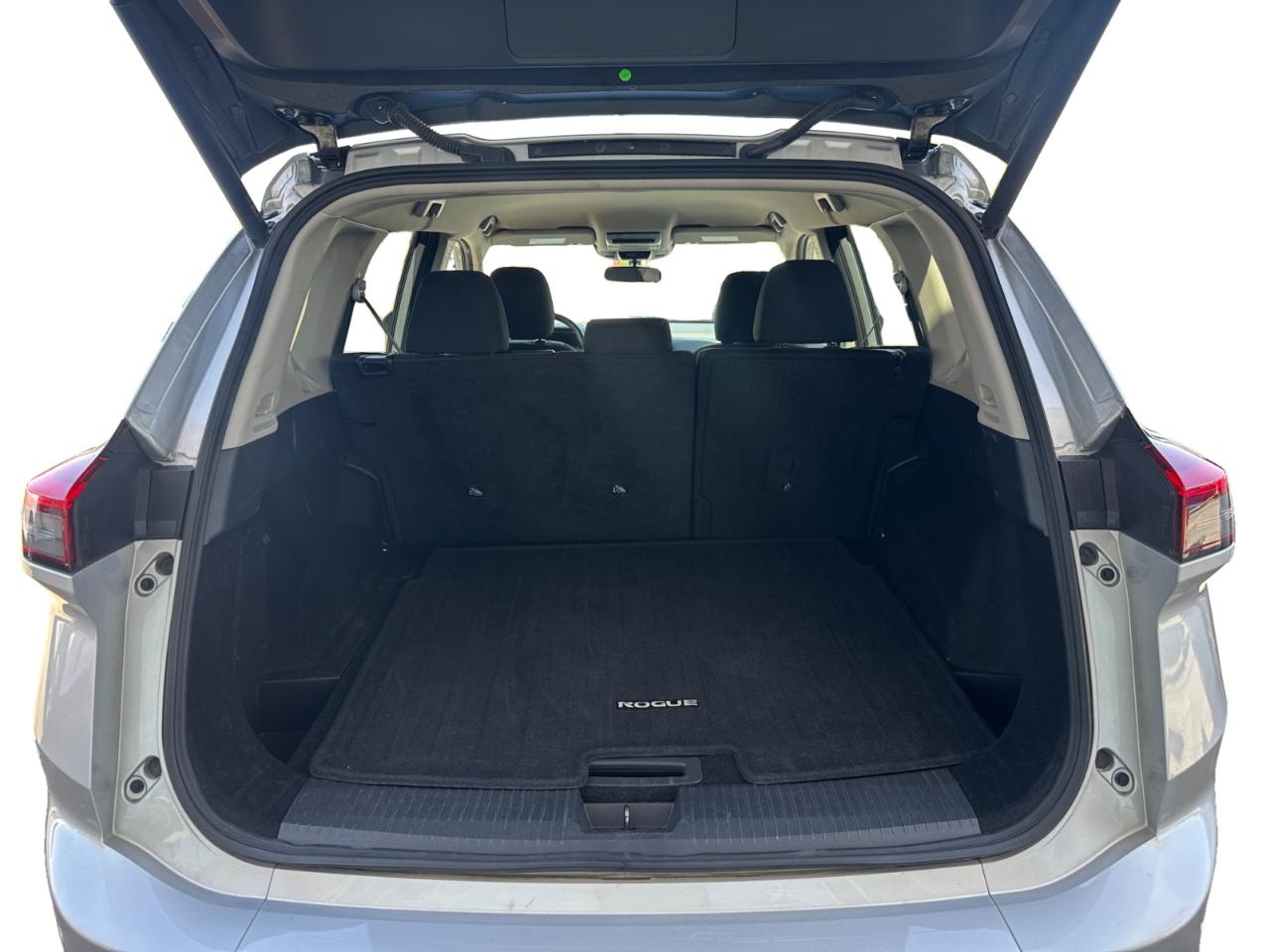 Nissan Rogue SV 2025