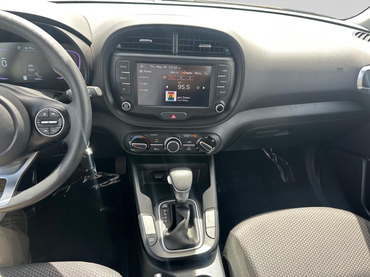 Kia Soul LX 2025