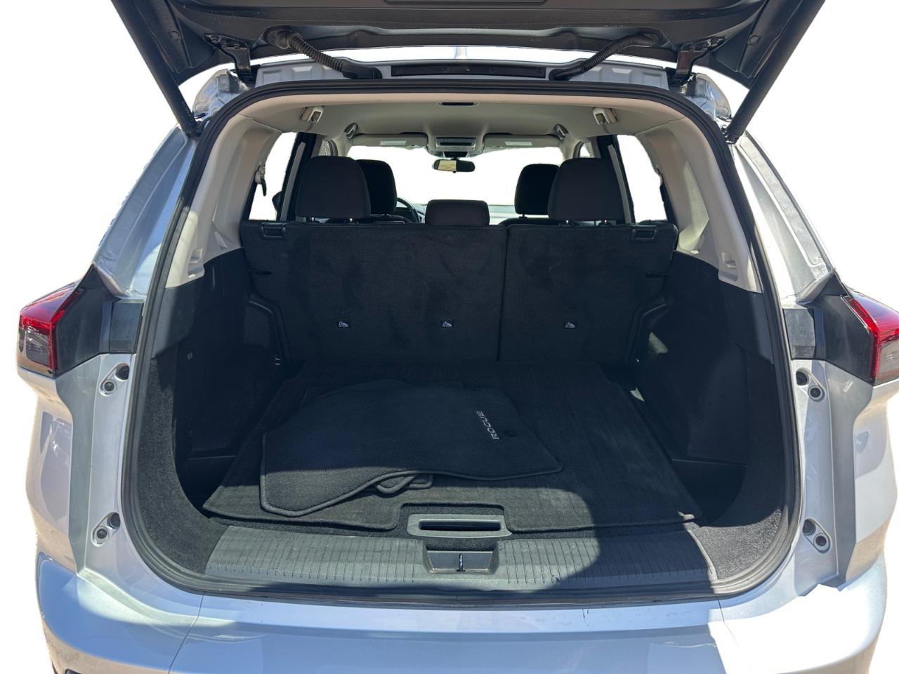 Nissan Rogue SV 2025