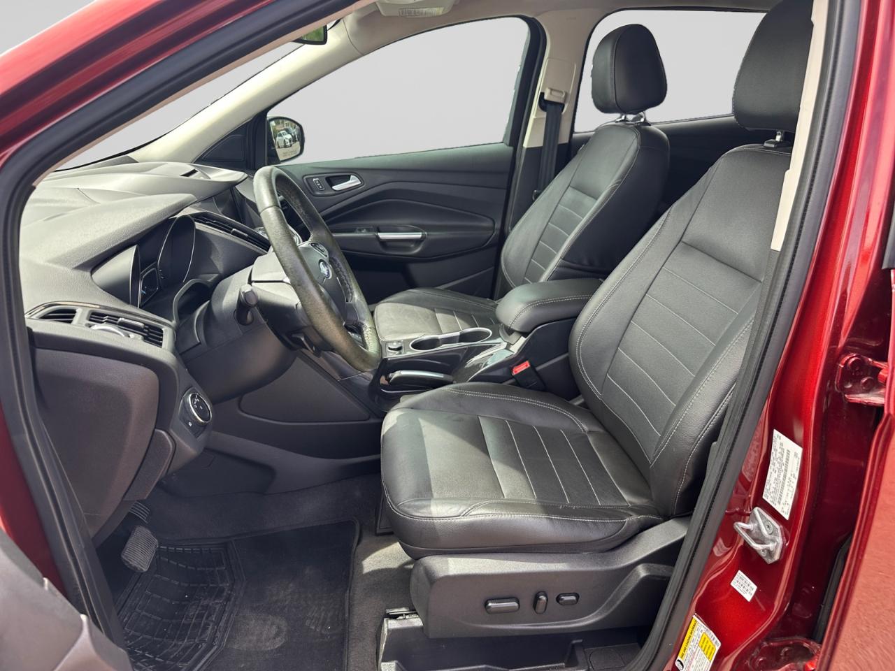 Ford Escape Titanium FWD 2014