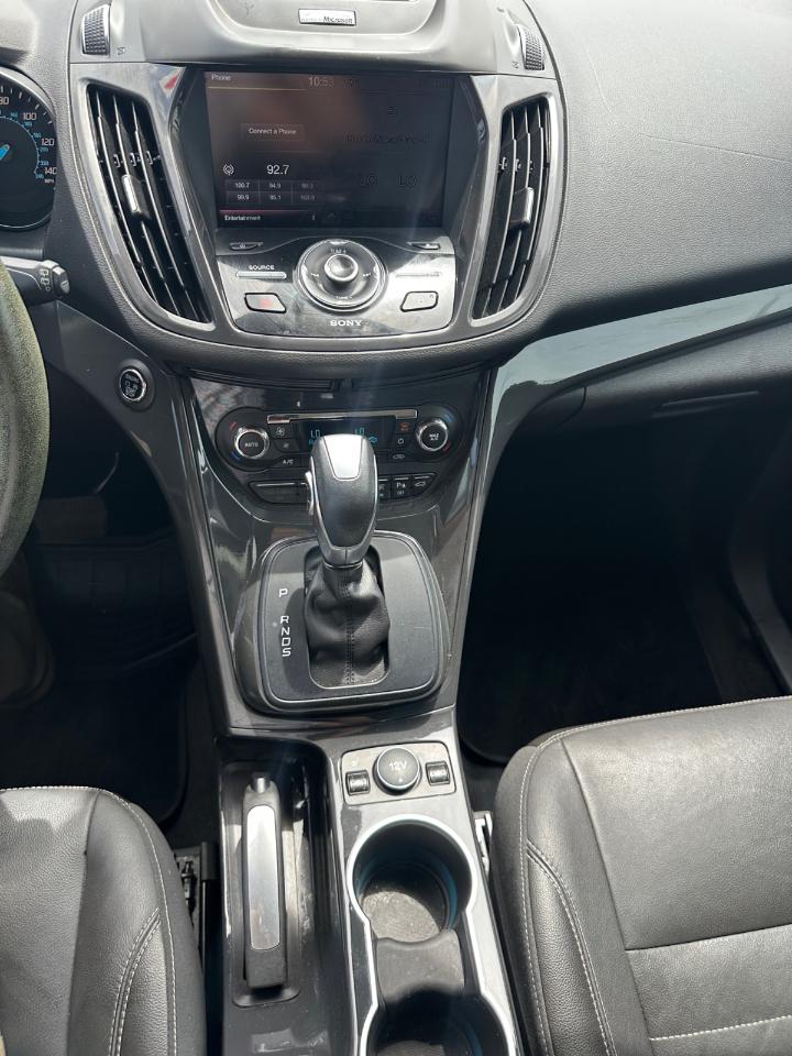 Ford Escape Titanium FWD 2014