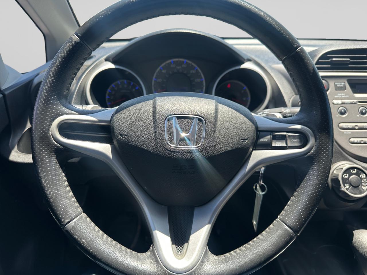 Honda Fit Sport 5-Speed AT 2011