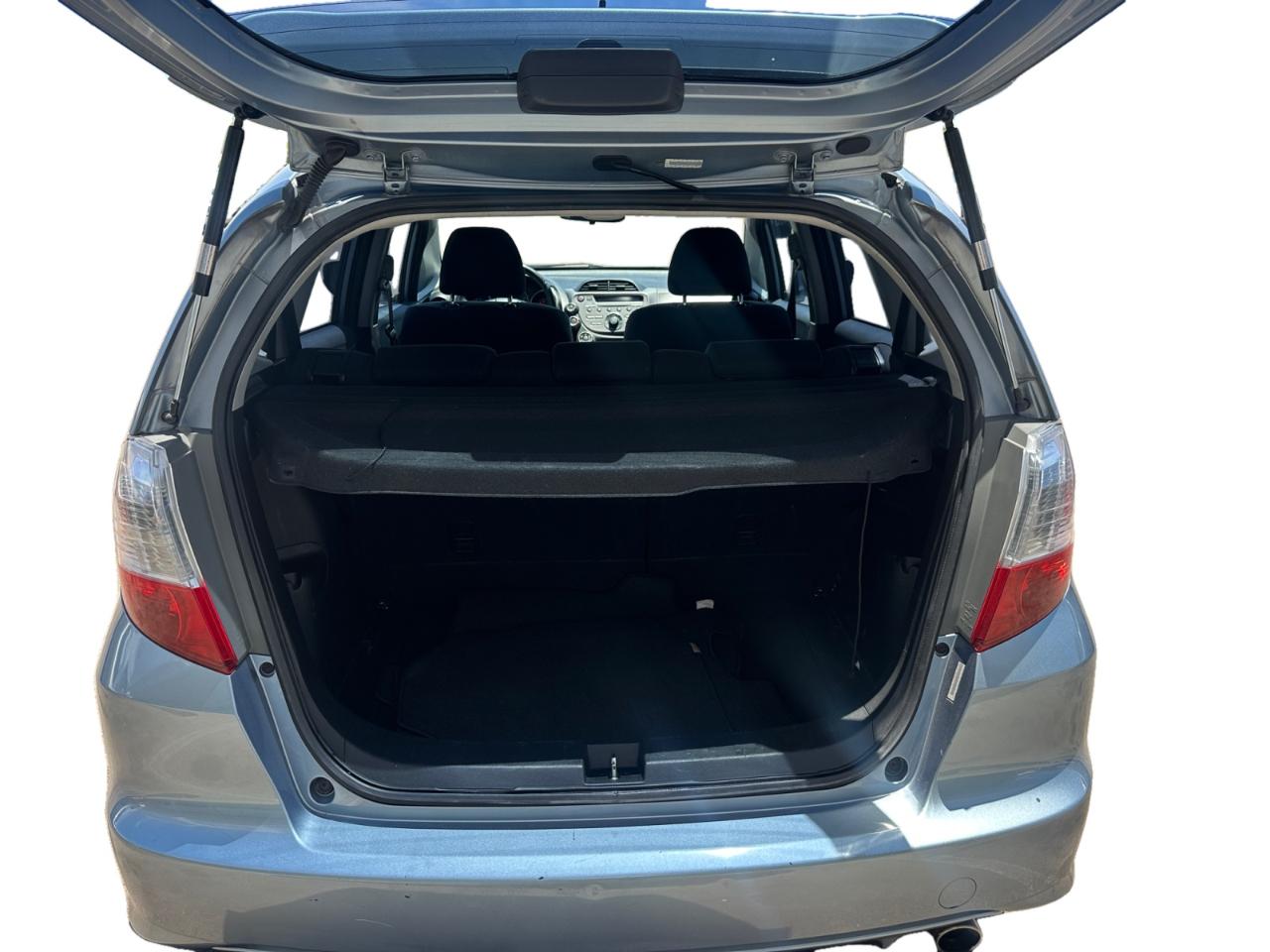 Honda Fit Sport 5-Speed AT 2011