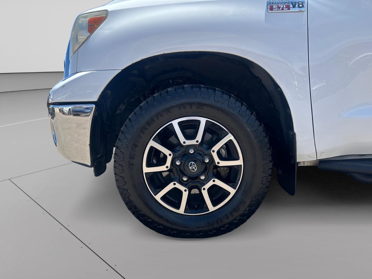 Toyota Tundra Tundra-Grade 5.7L FFV Double Cab 4WD 2013