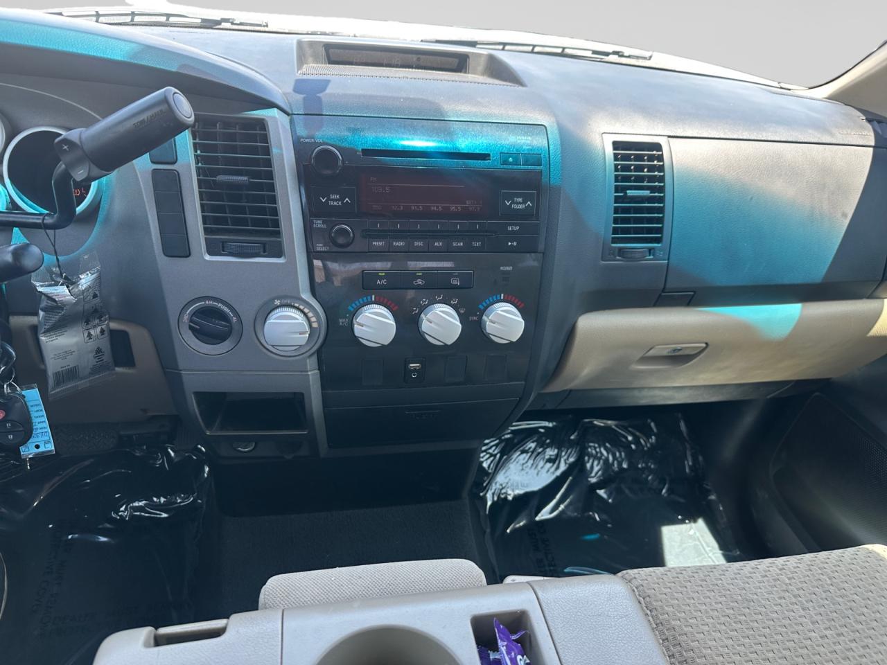 Toyota Tundra Tundra-Grade 5.7L FFV Double Cab 4WD 2013