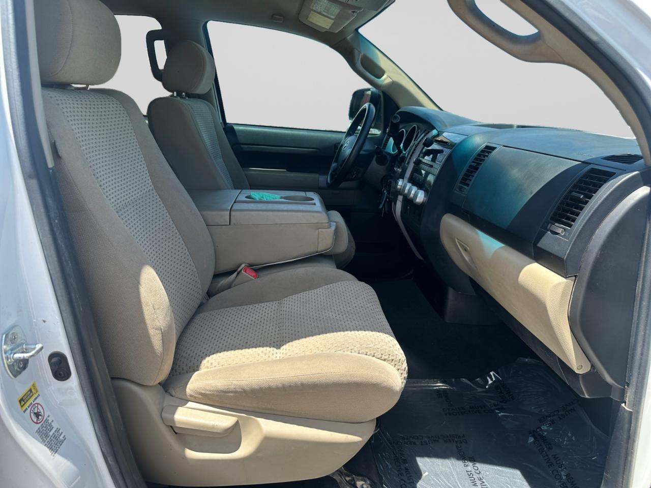 Toyota Tundra Tundra-Grade 5.7L FFV Double Cab 4WD 2013