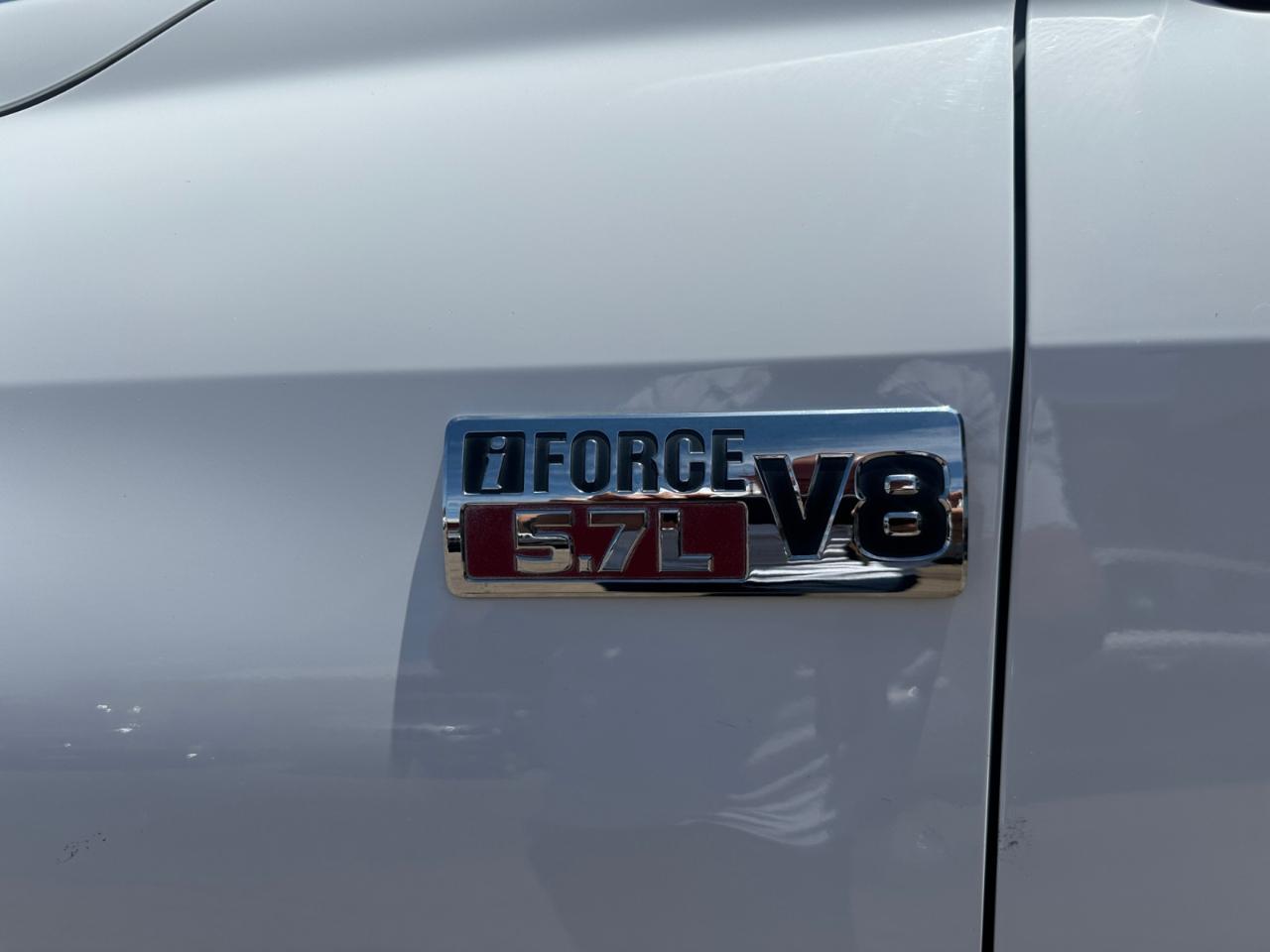 Toyota Tundra Tundra-Grade 5.7L FFV Double Cab 4WD 2013