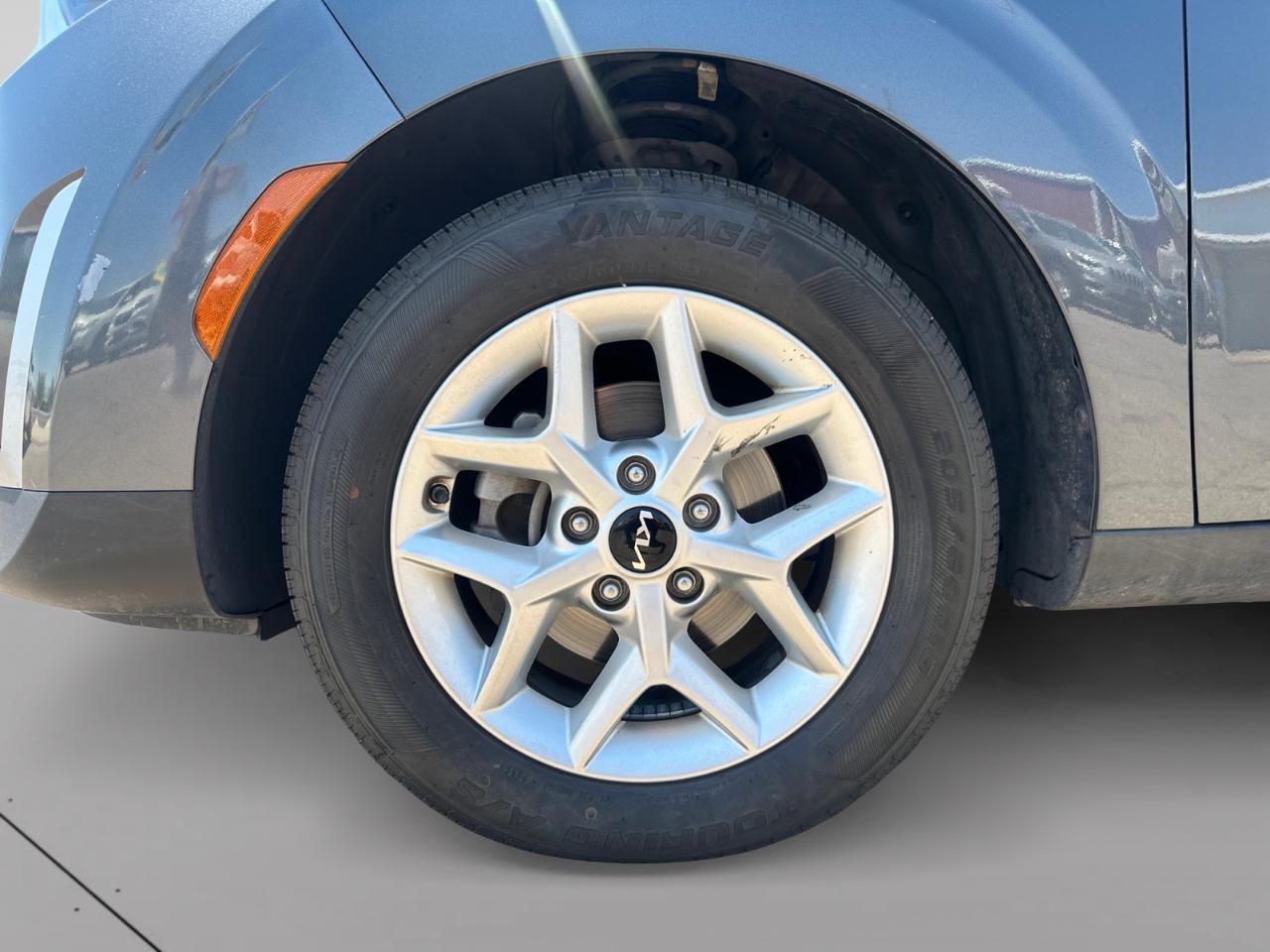 Kia Soul LX CVT 2023