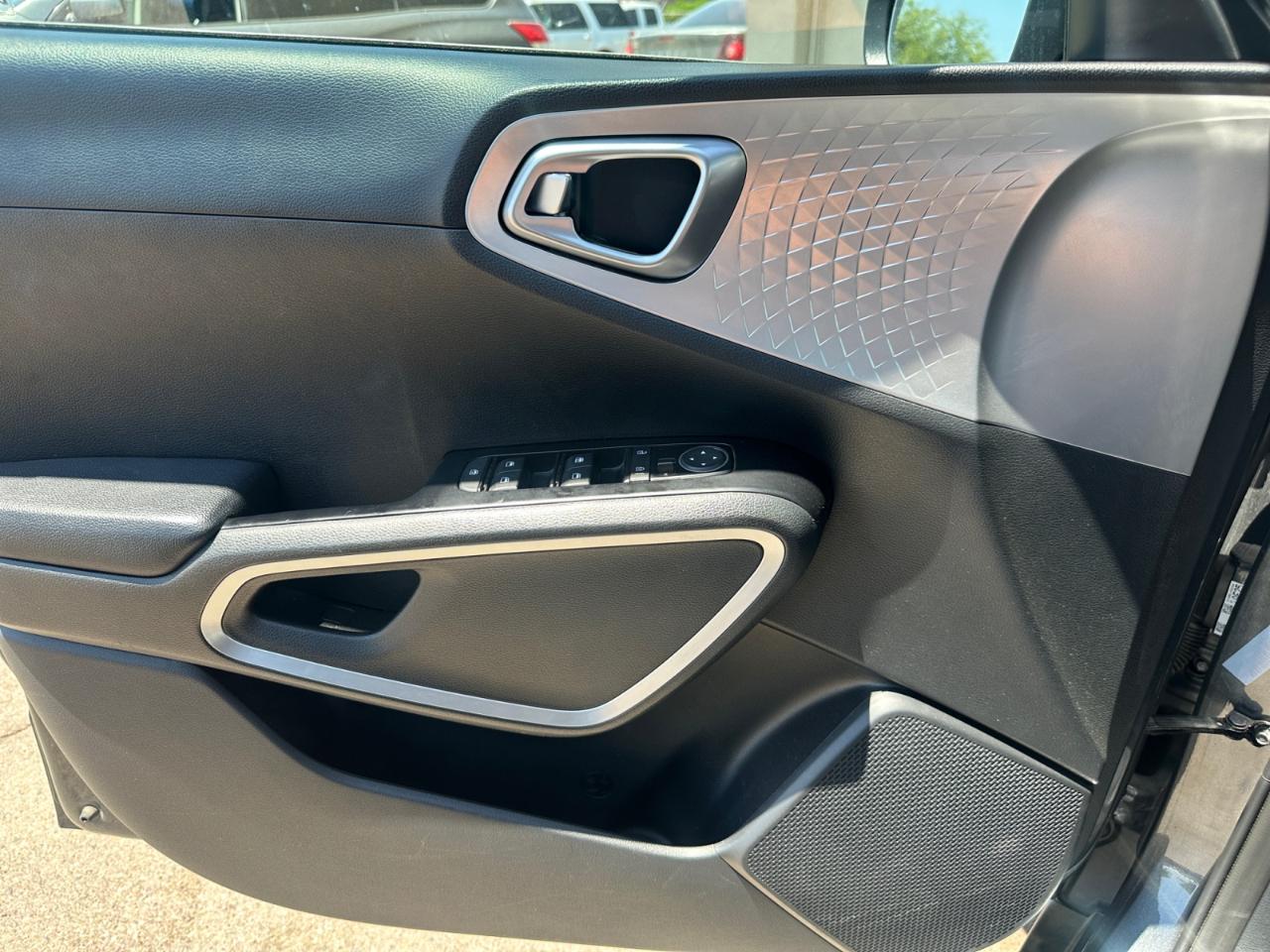 Kia Soul LX CVT 2023