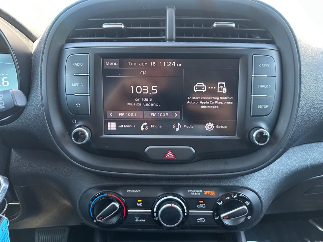 Kia Soul LX CVT 2023