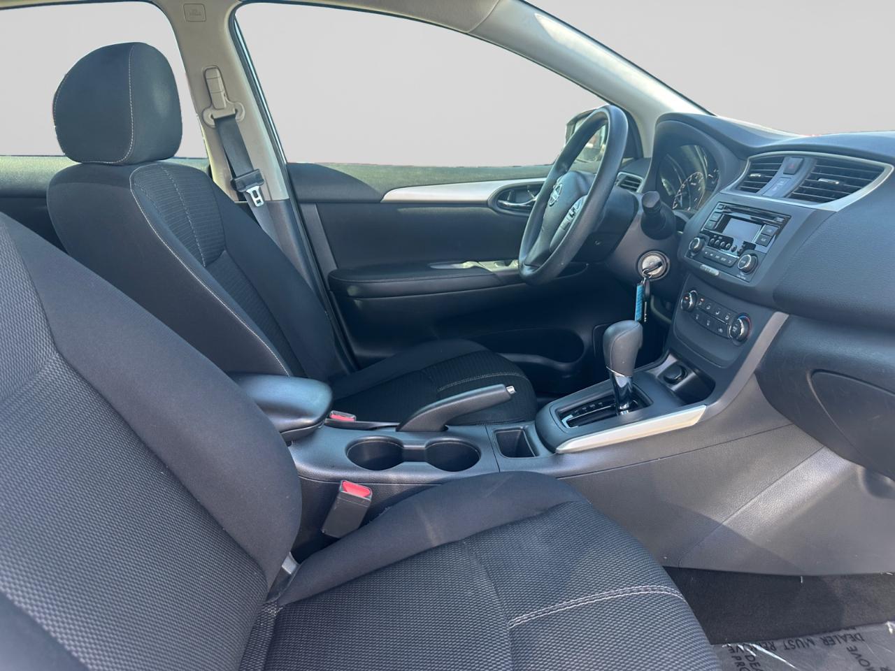 Nissan Sentra S CVT 2017