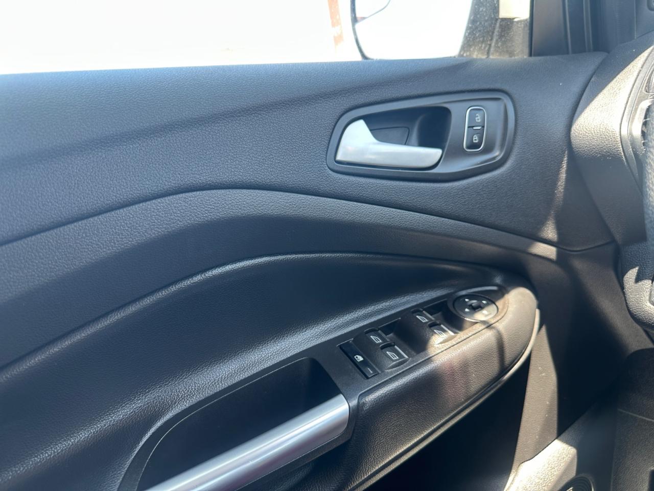 Ford Escape SE FWD 2019
