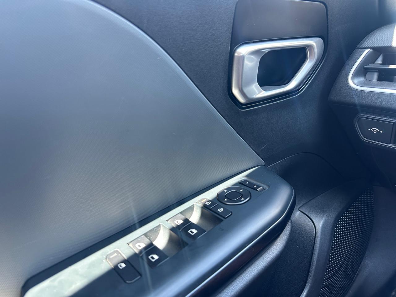 Kia K4 LXS 2025