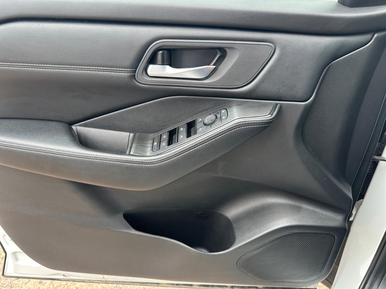 Nissan Rogue SV 2025