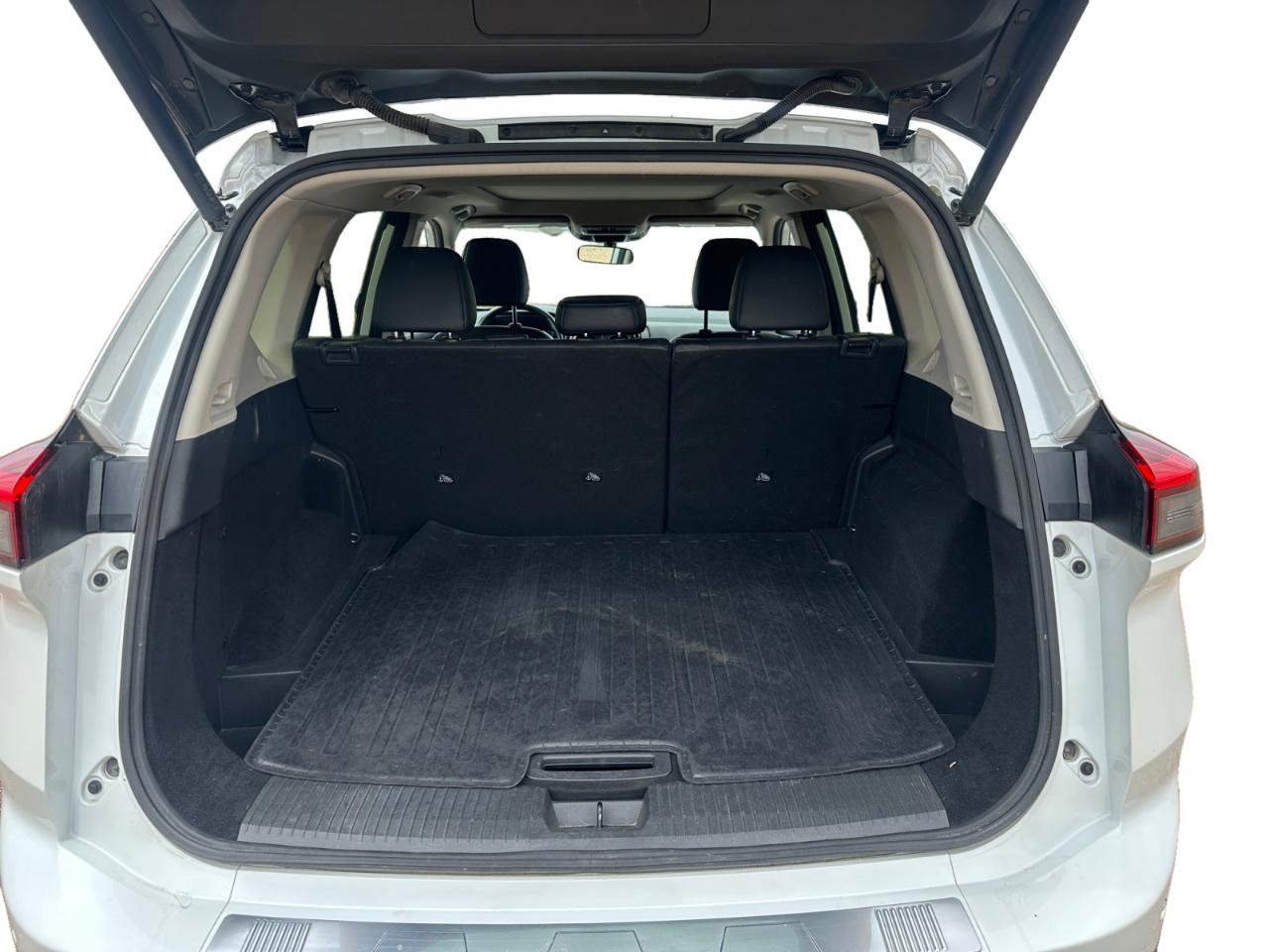 Nissan Rogue SV 2025