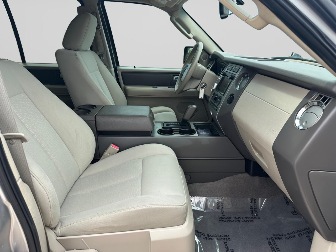 Ford Expedition XLT 2011