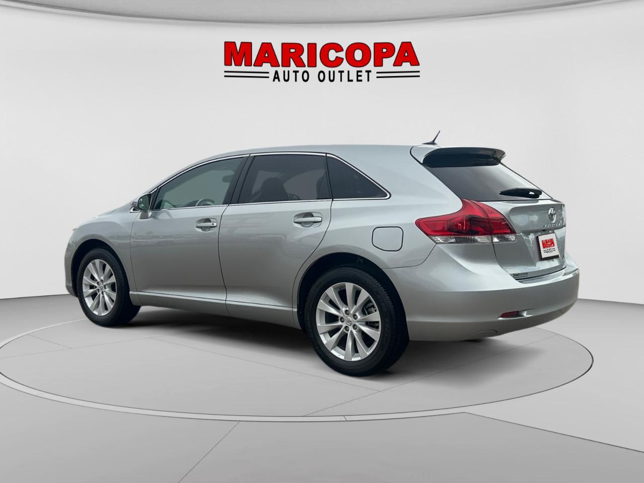 Toyota Venza LE I4 FWD 2015