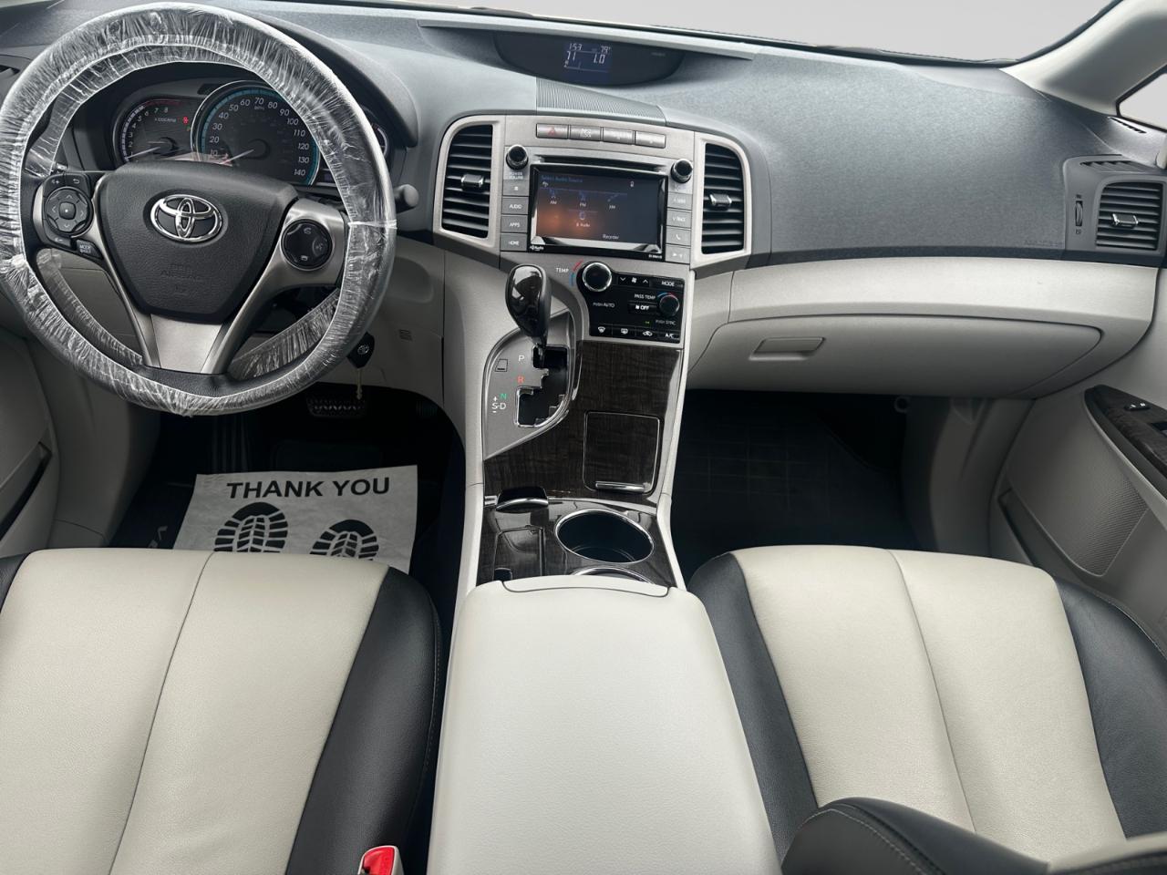 Toyota Venza LE I4 FWD 2015