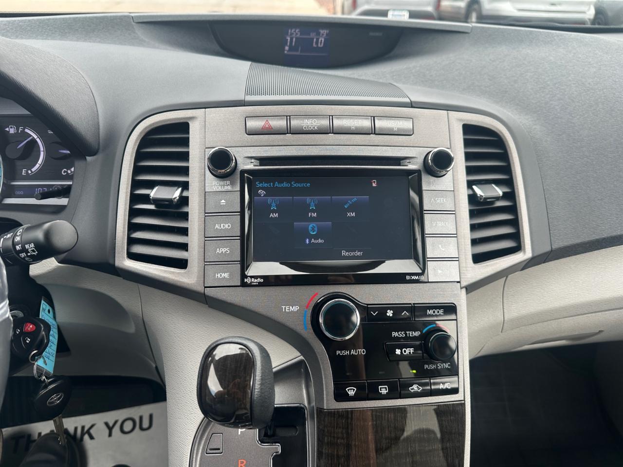 Toyota Venza LE I4 FWD 2015