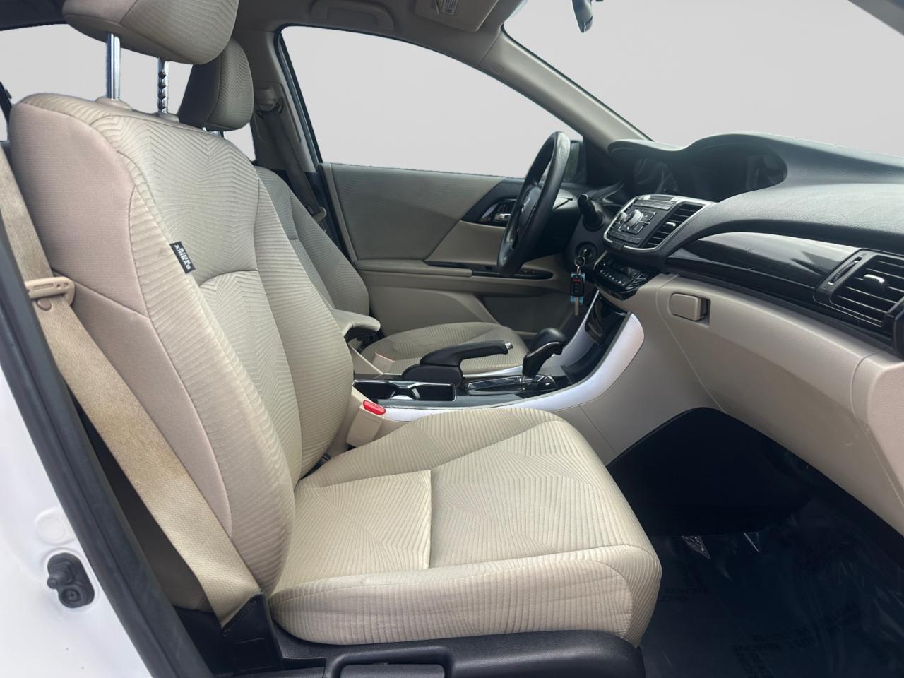 Honda Accord LX Sedan CVT 2017