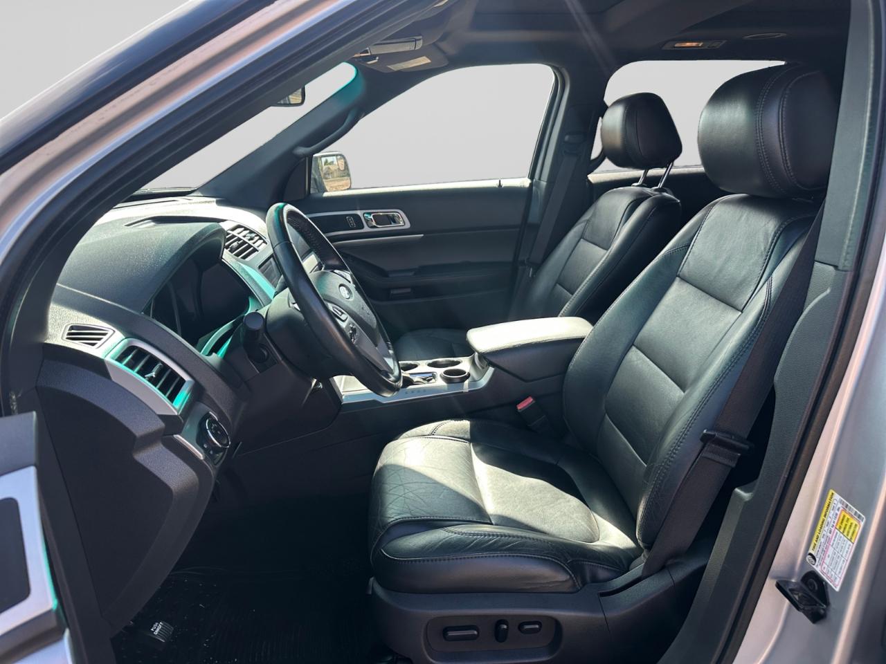 Ford Explorer XLT FWD 2011