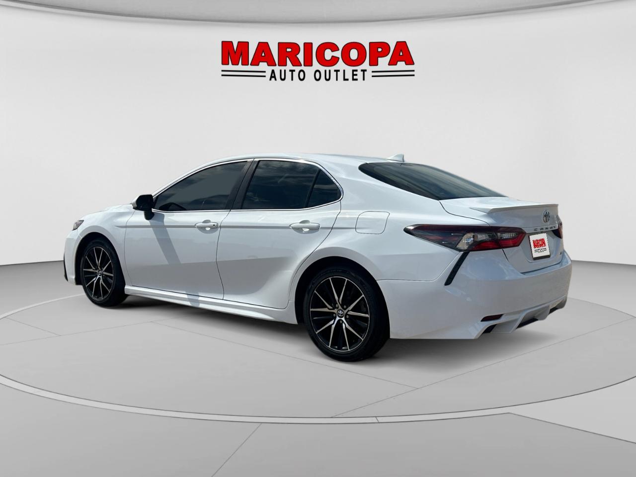 Toyota Camry SE 2021