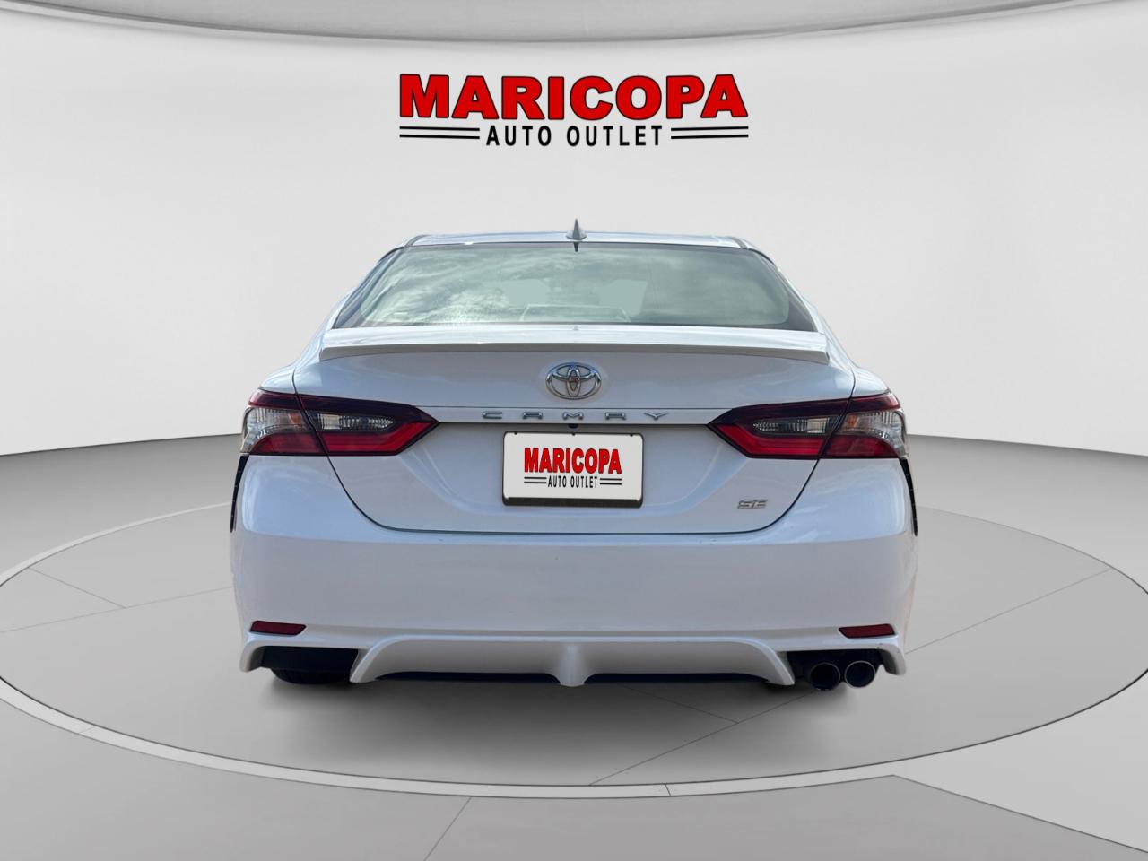 Toyota Camry SE 2021
