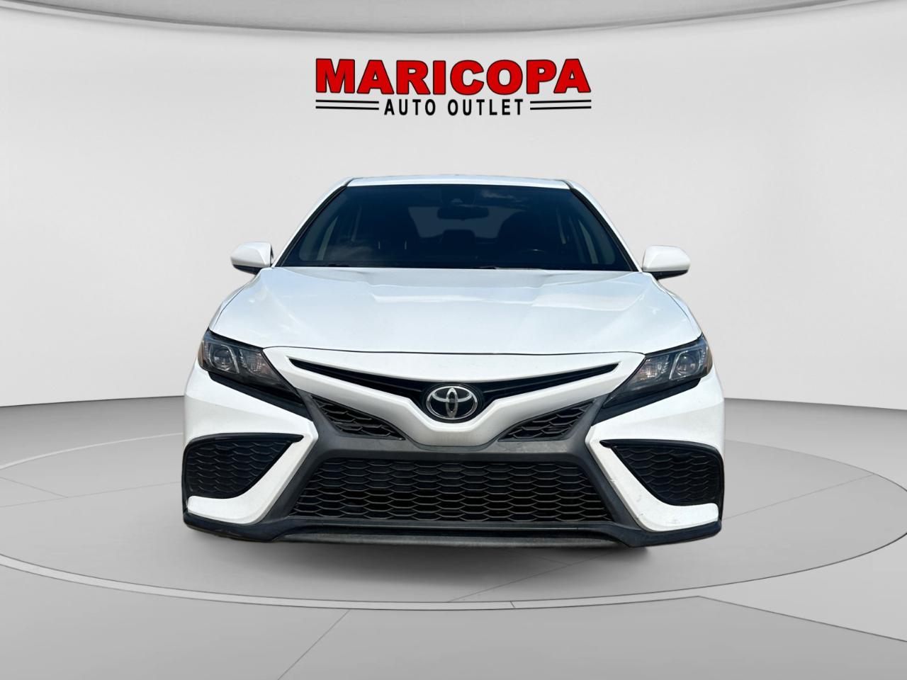 Toyota Camry SE 2021