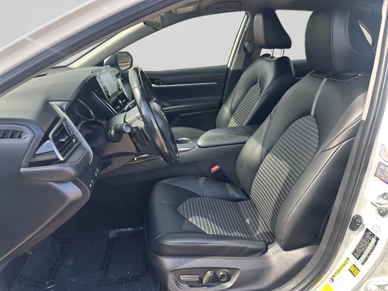Toyota Camry SE 2021