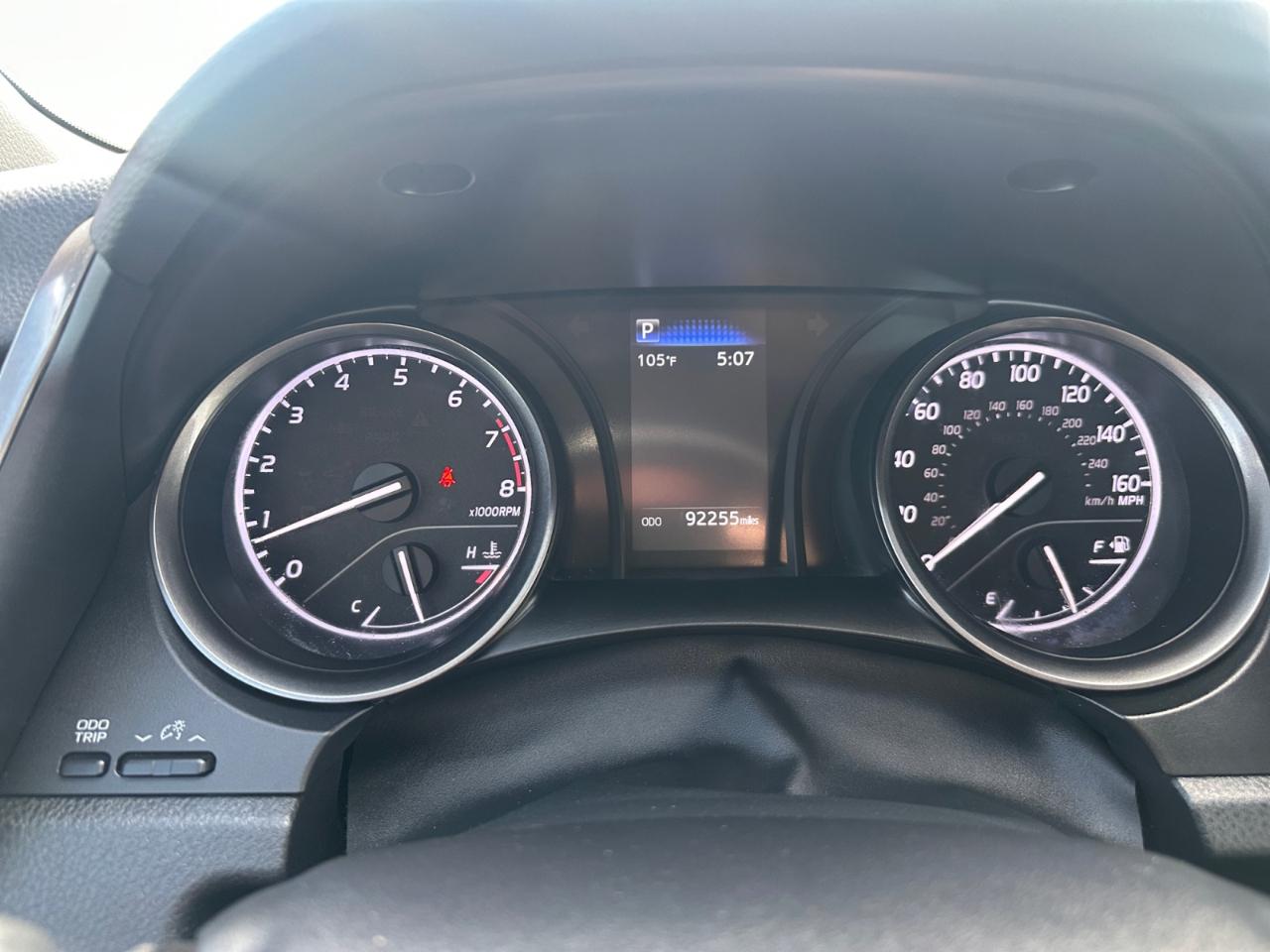 Toyota Camry SE 2021