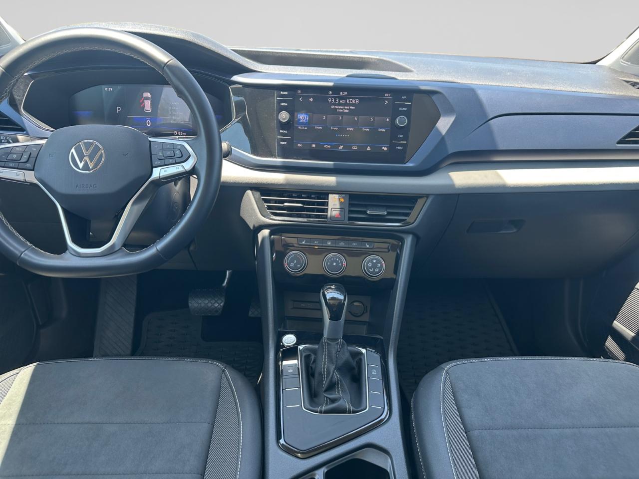 Volkswagen Taos Comfortline 2023