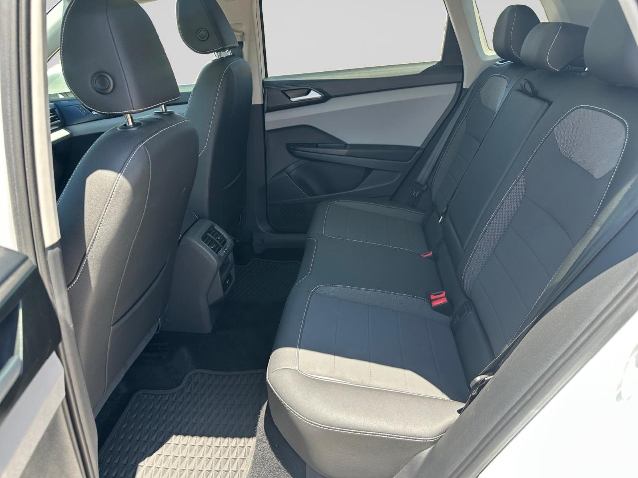 Volkswagen Taos Comfortline 2023