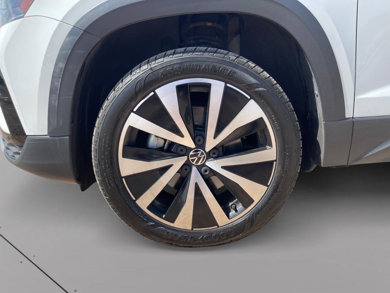 Volkswagen Taos SE 2023