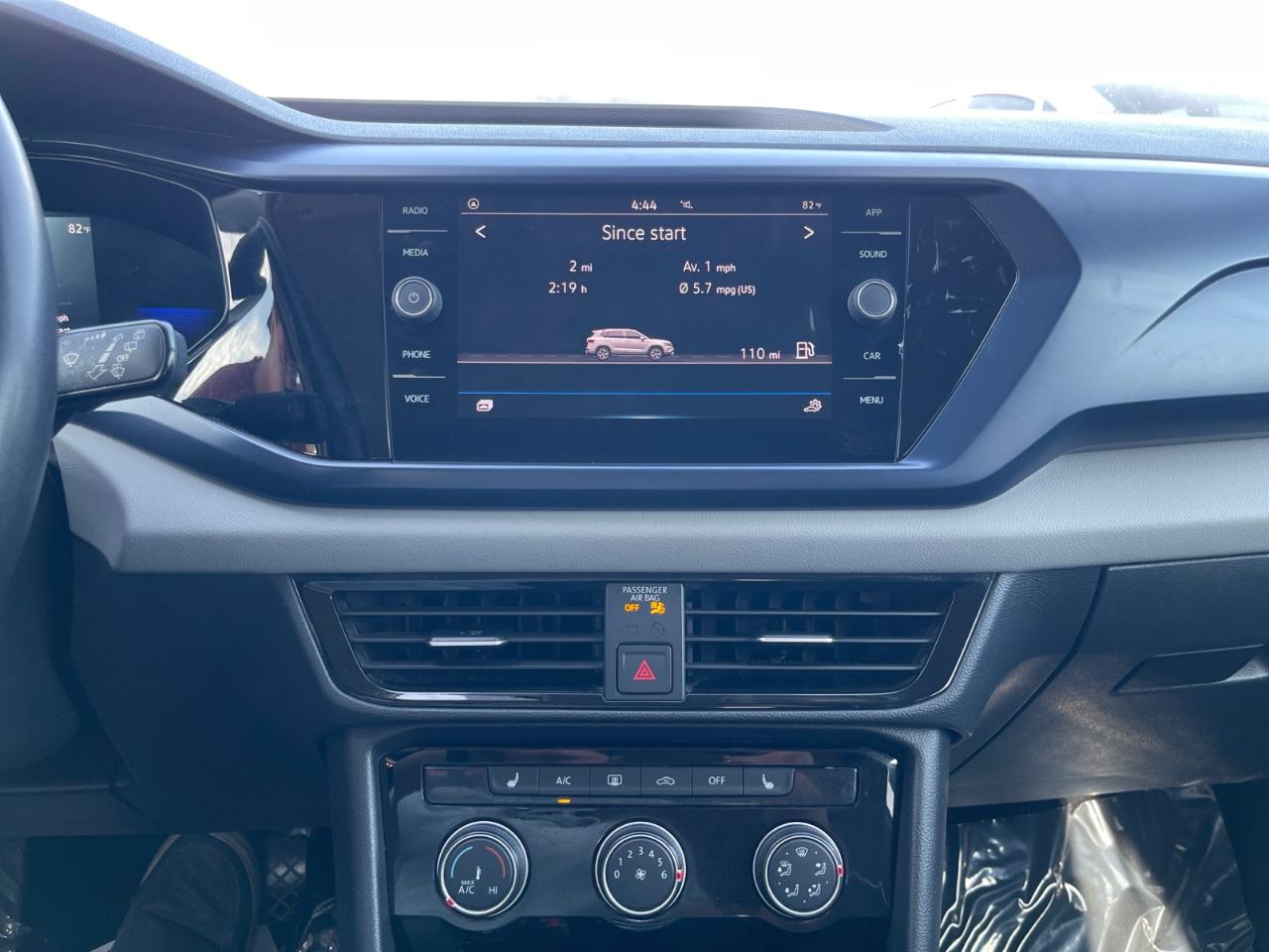 Volkswagen Taos SE 2023