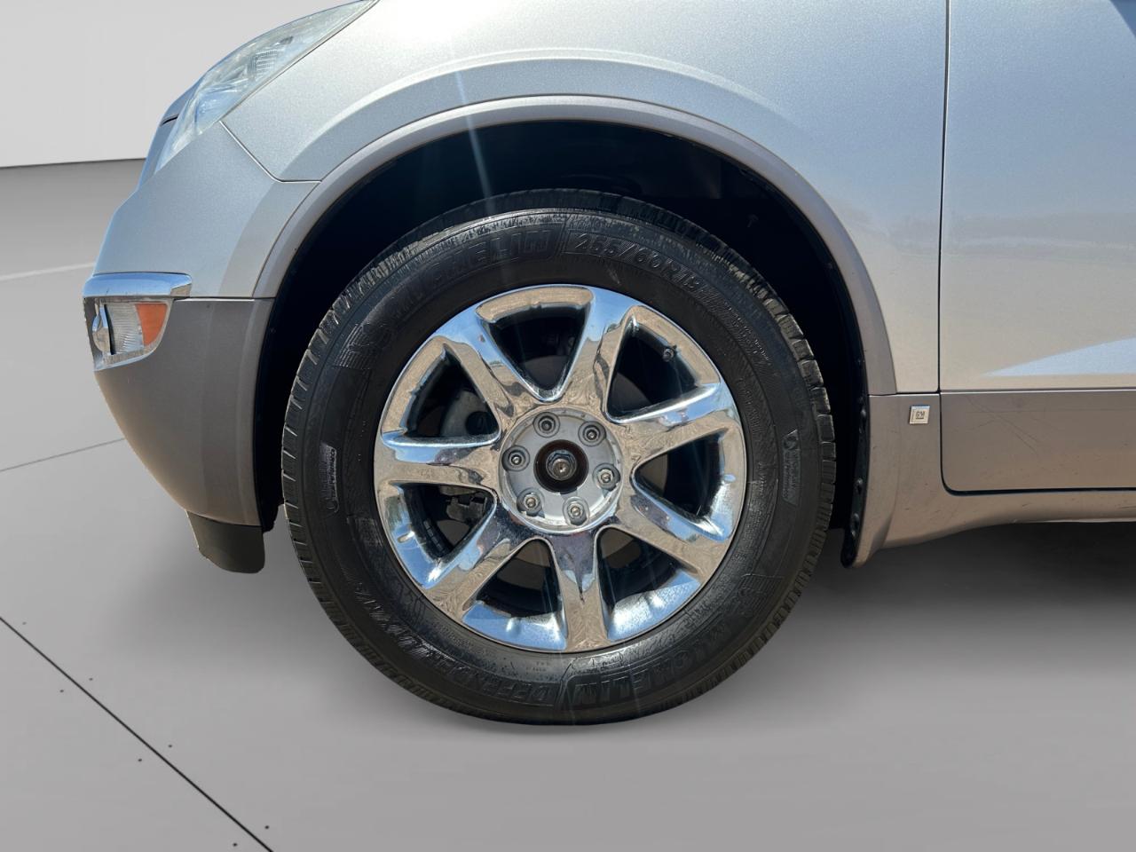 Buick Enclave CXL FWD 2008