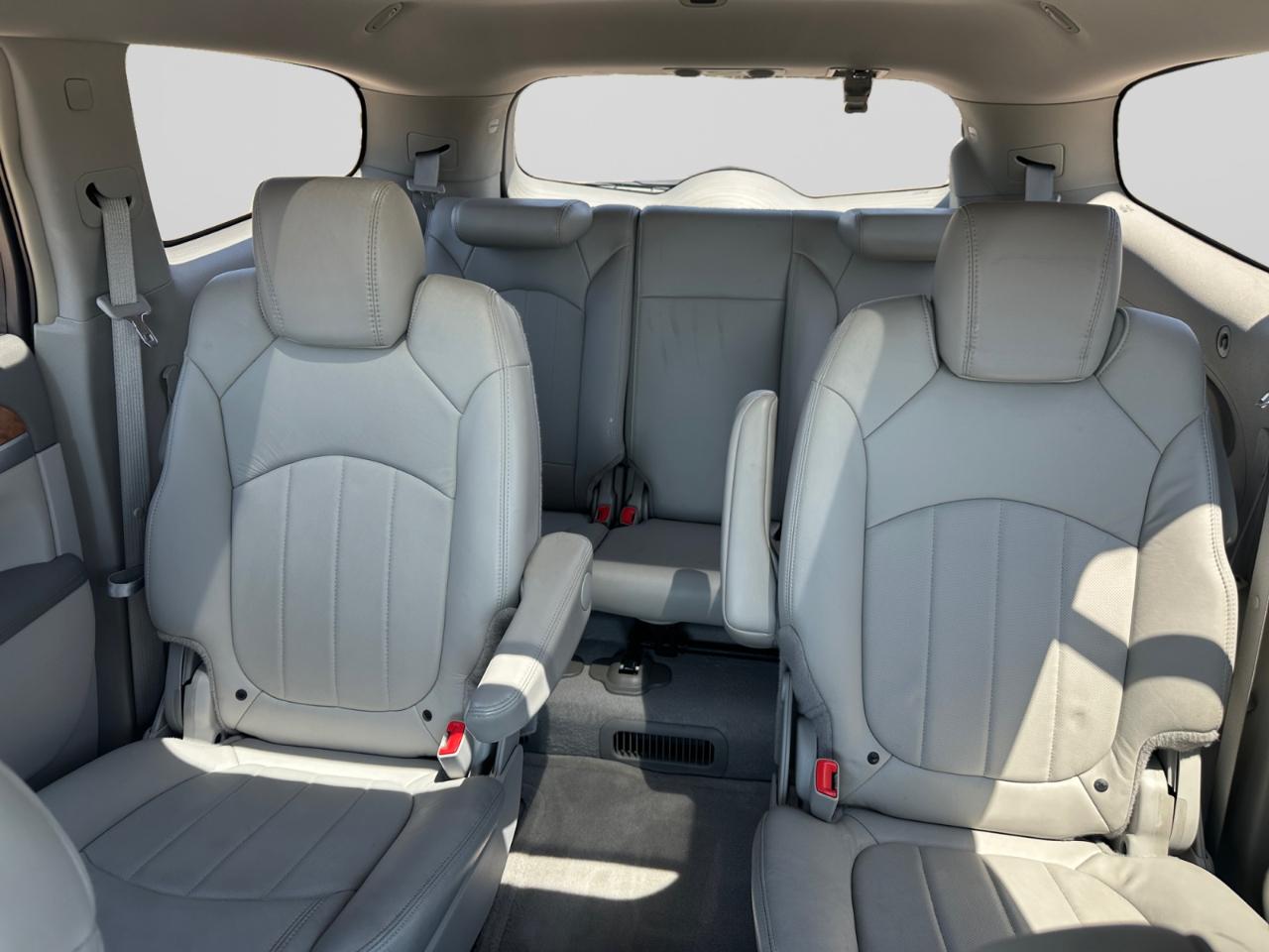 Buick Enclave CXL FWD 2008