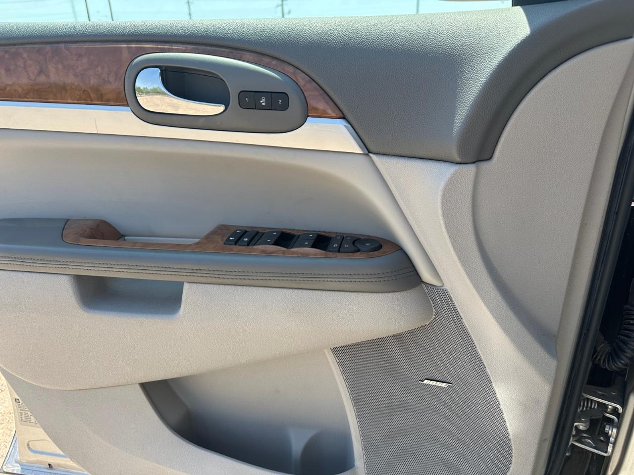 Buick Enclave CXL FWD 2008