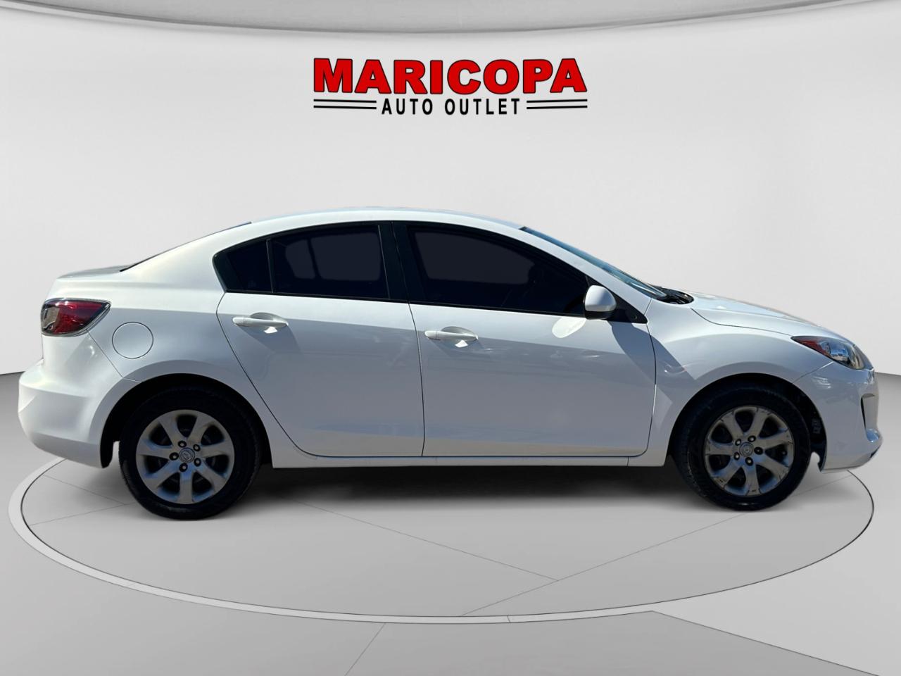 Mazda MAZDA3 i Sport 4-Door 2013