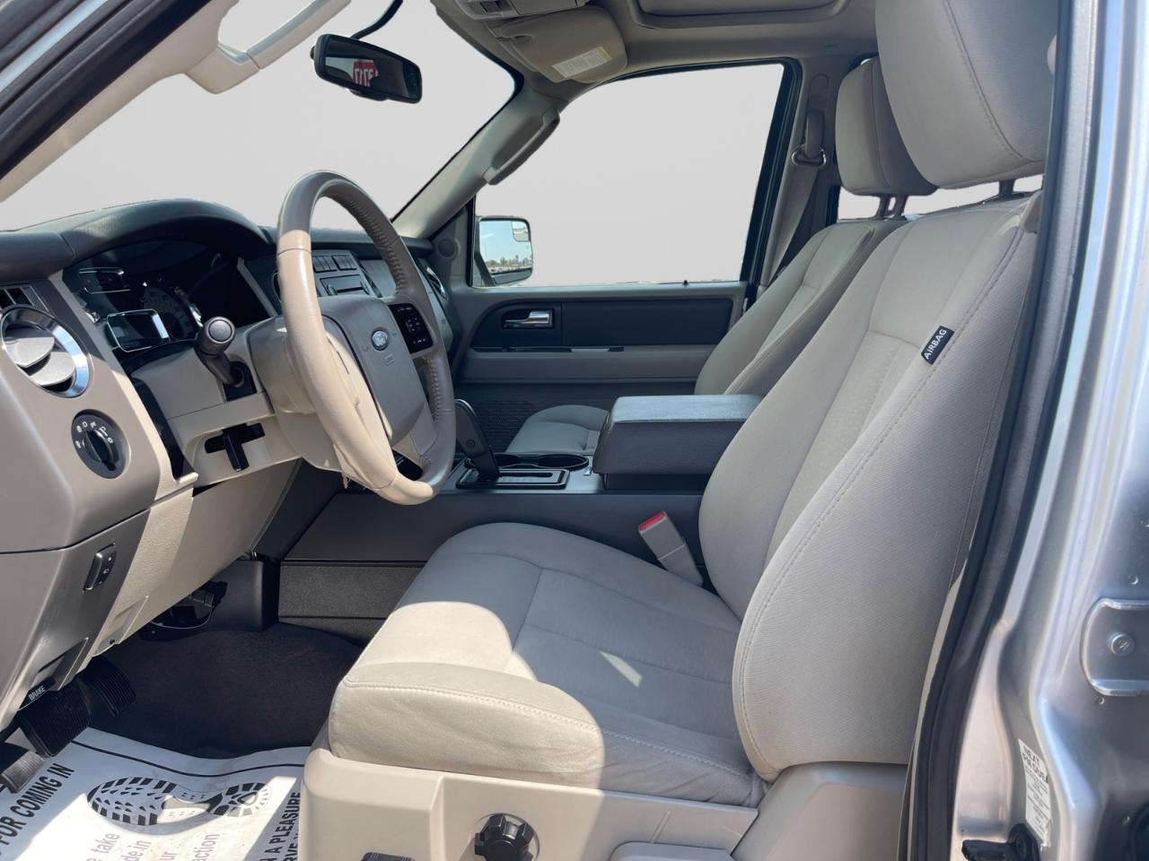 Ford Expedition XLT 2014
