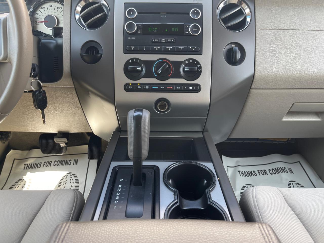 Ford Expedition XLT 2014