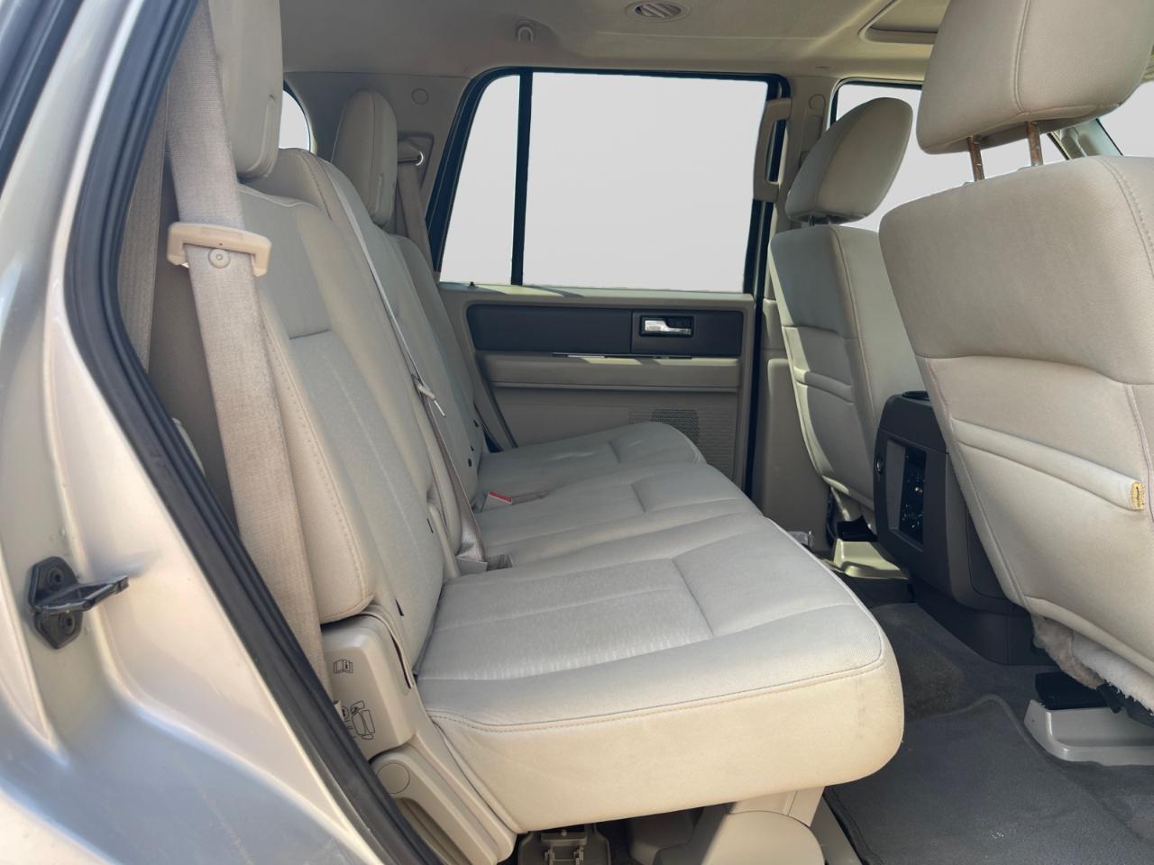 Ford Expedition XLT 2014