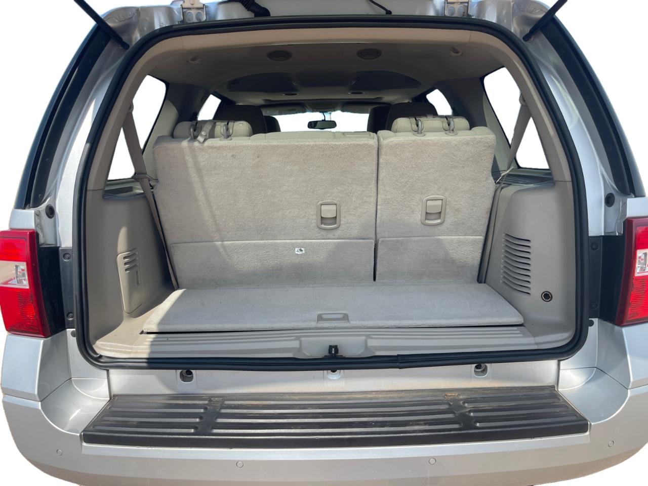 Ford Expedition XLT 2014