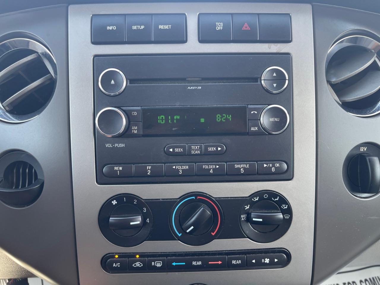 Ford Expedition XLT 2014