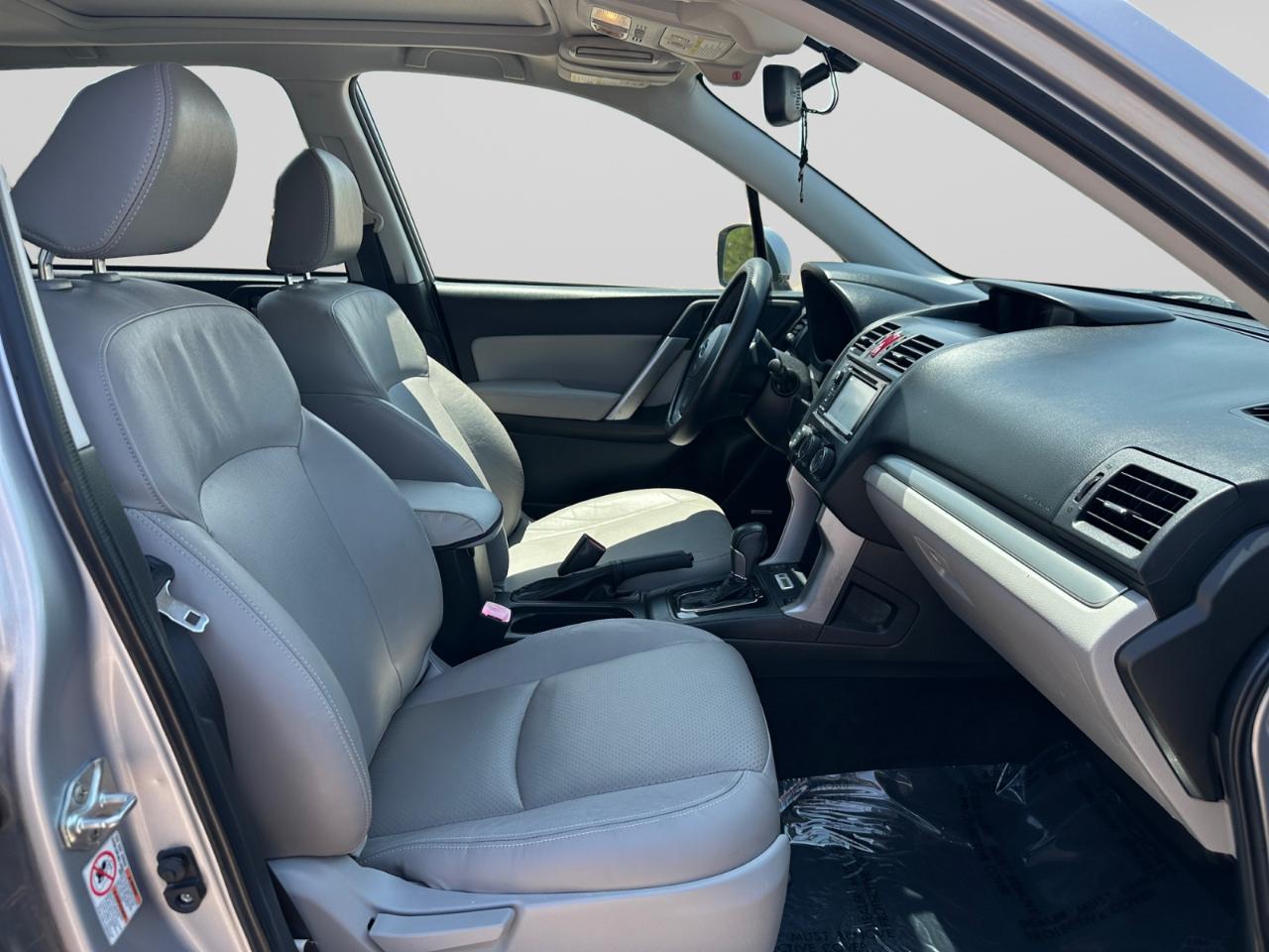 Subaru Forester 2.5i Touring 2015