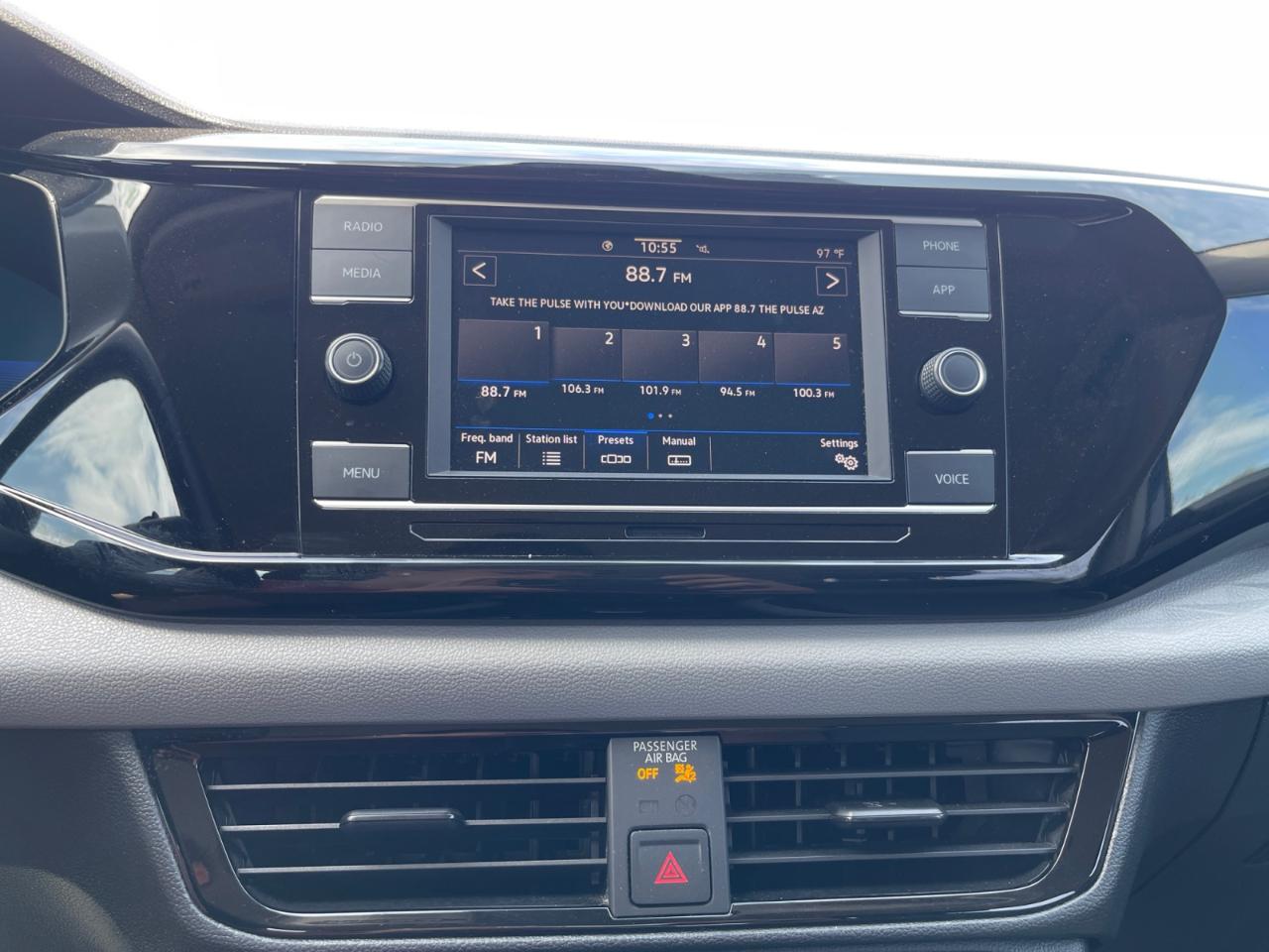 Volkswagen Taos S 2022