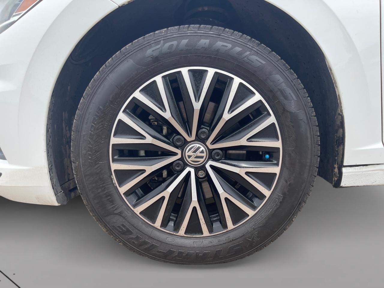 Volkswagen Jetta 1.4T S 8A 2020