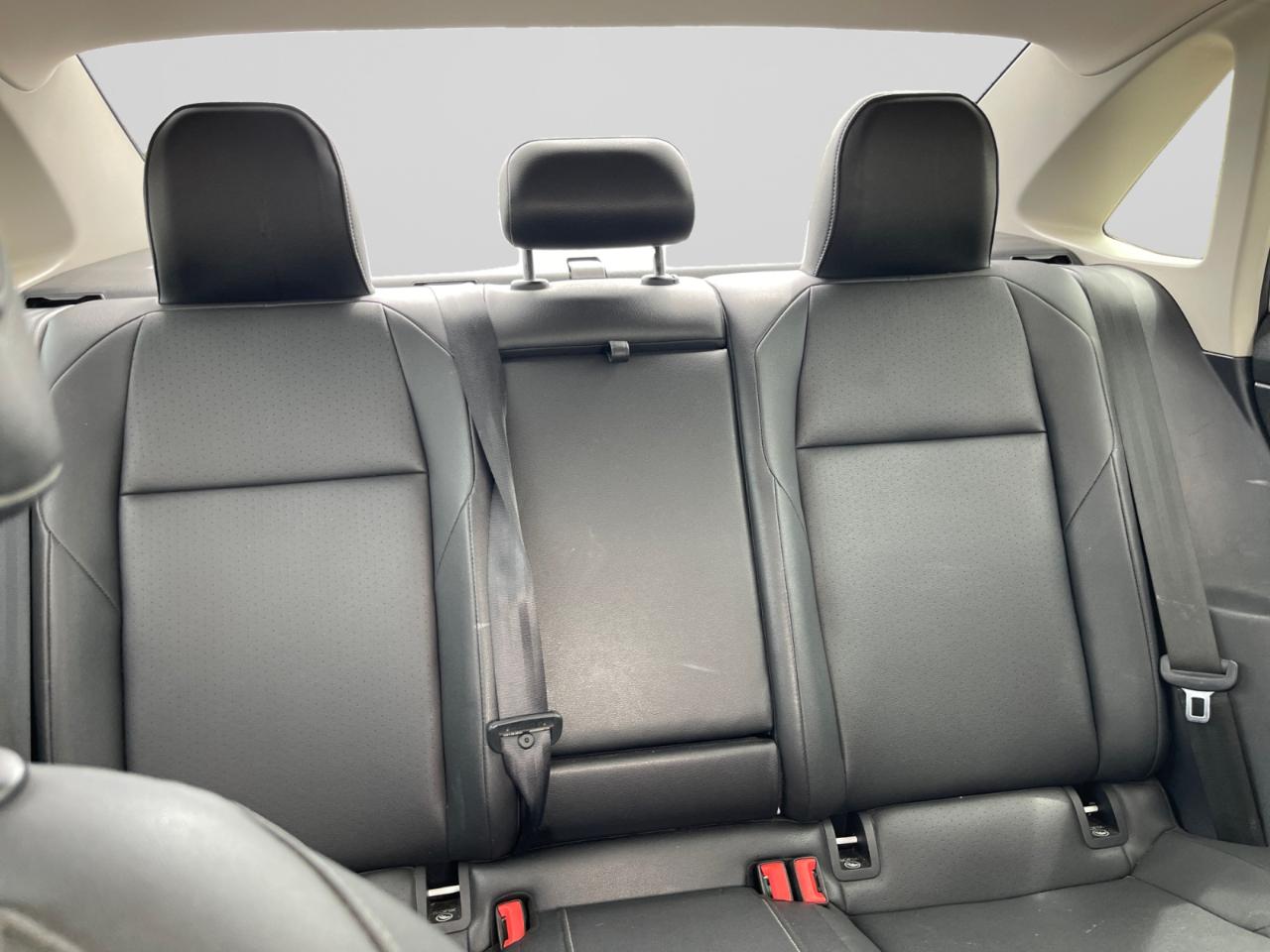 Volkswagen Jetta 1.4T S 8A 2020